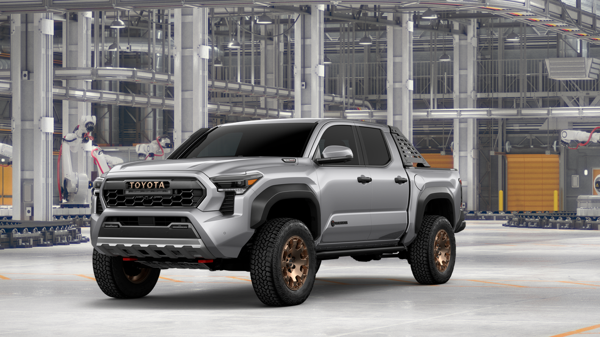 2026 Toyota Tacoma i-FORCE MAX Tacoma Trailhunter