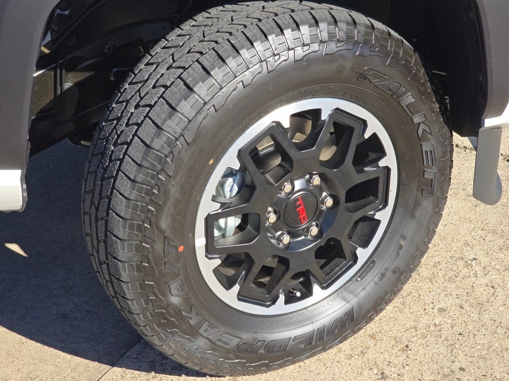 2025 Toyota Tacoma i-FORCE MAX Tacoma TRD Off-Road