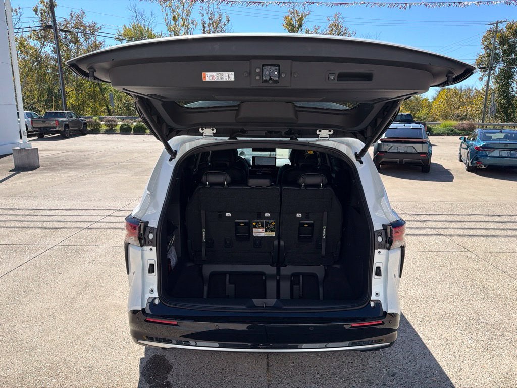 2026 Toyota Sienna Platinum