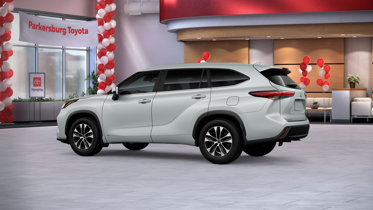 2026 Toyota Highlander Hybrid XLE