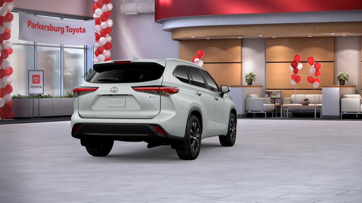 2026 Toyota Highlander Hybrid XLE