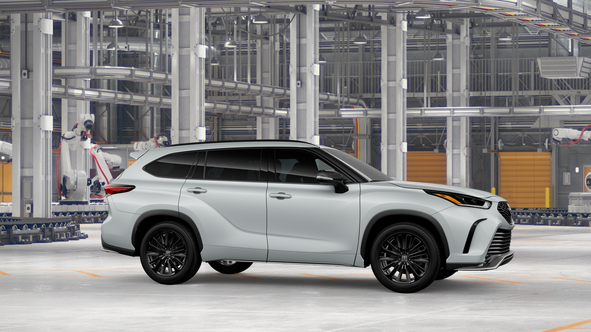 2026 Toyota Highlander XSE