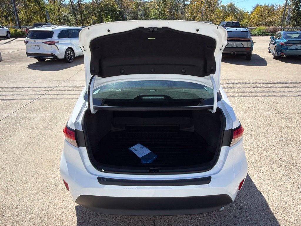 2027 Toyota Corolla LE