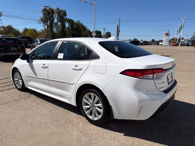 2027 Toyota Corolla LE