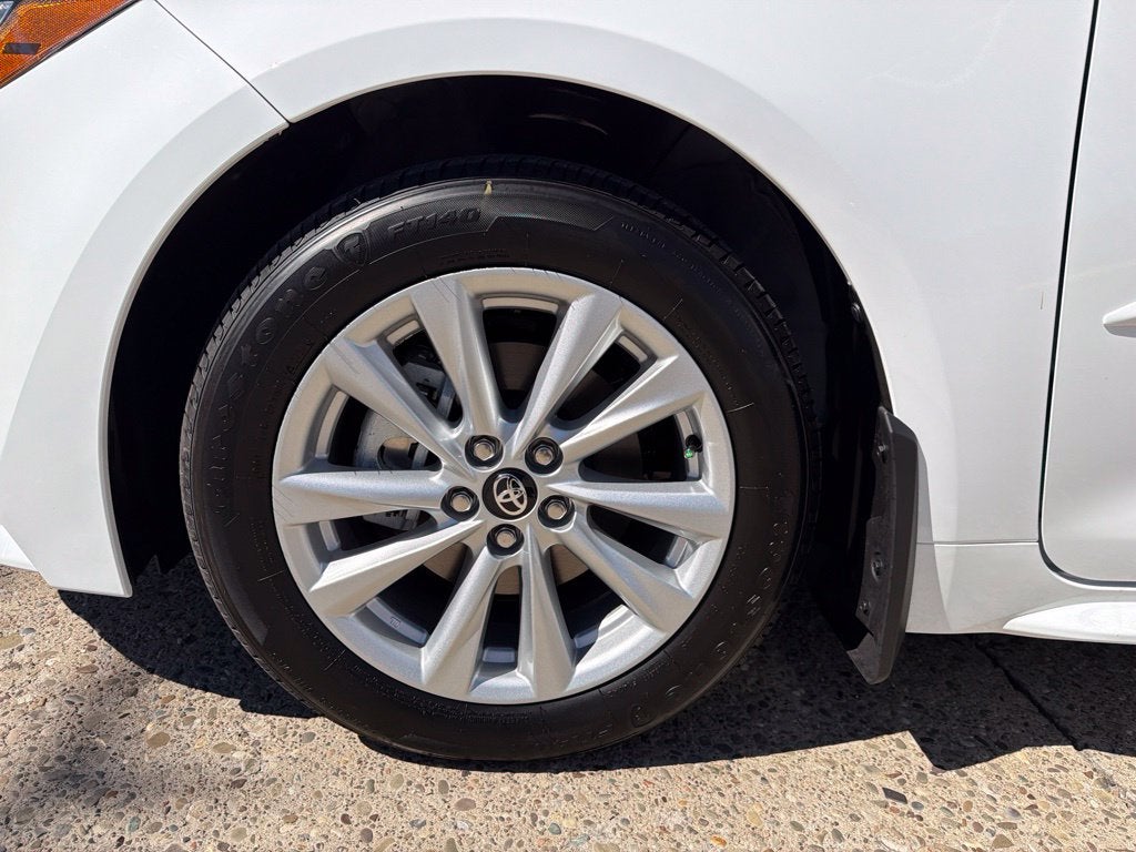 2027 Toyota Corolla LE