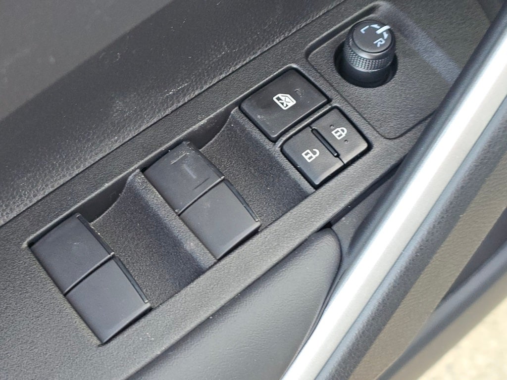 2026 Toyota Corolla Cross Hybrid SE