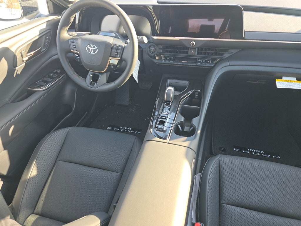 2025 Toyota Toyota Crown Signia Limited