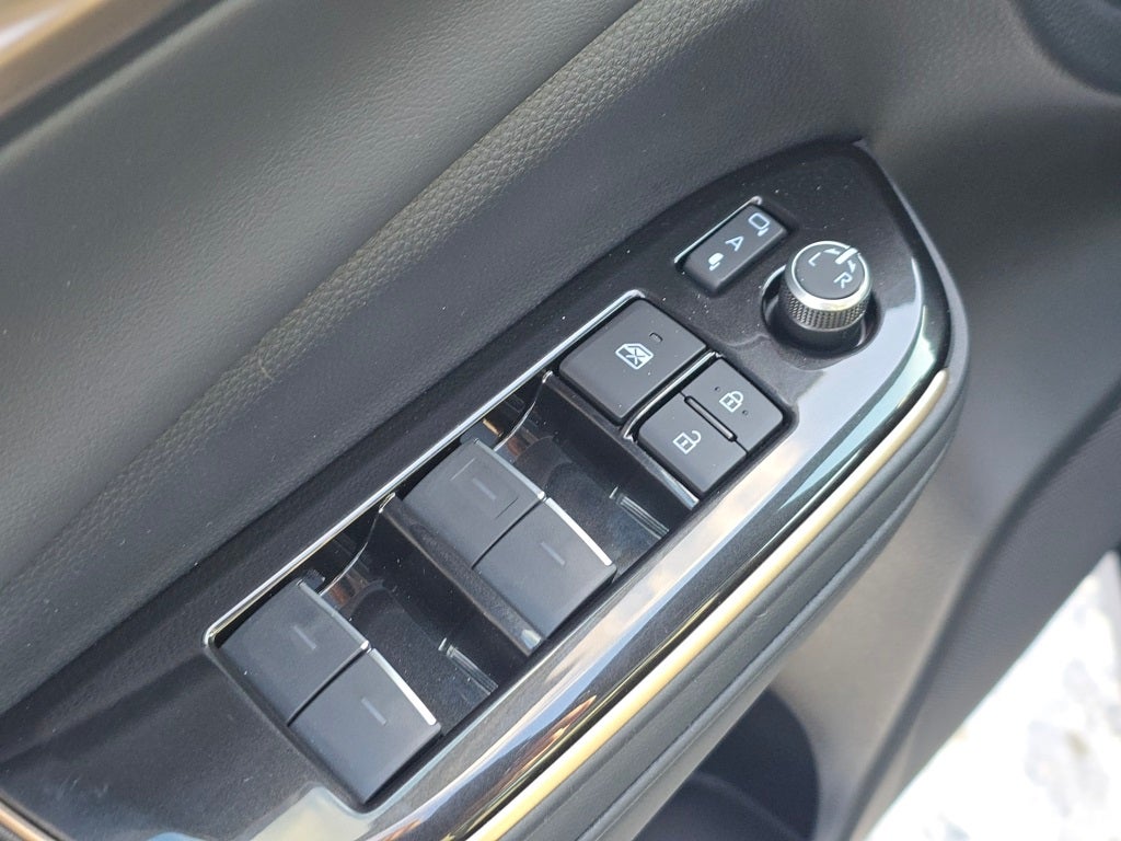 2025 Toyota Toyota Crown Signia Limited