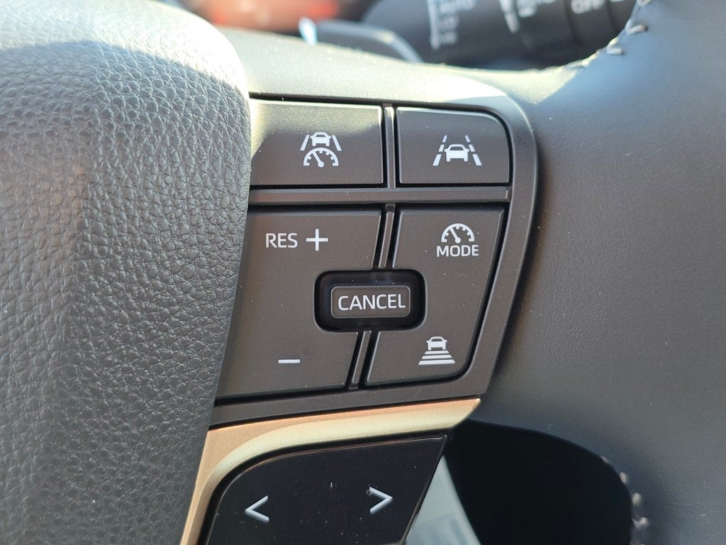 2025 Toyota Toyota Crown Signia Limited