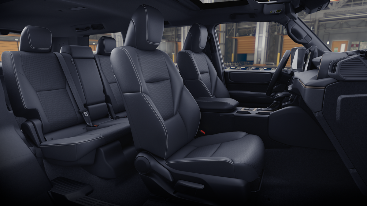 2026 Toyota Land Cruiser 4WD (Natl)