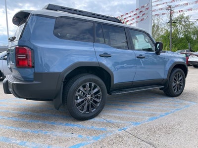 2026 Toyota Land Cruiser 4WD (Natl)