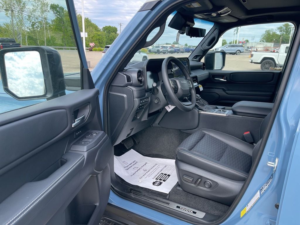 2026 Toyota Land Cruiser 4WD (Natl)