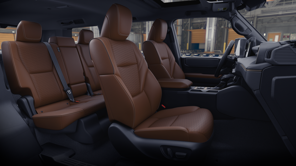 2026 Toyota Land Cruiser 4WD (Natl)