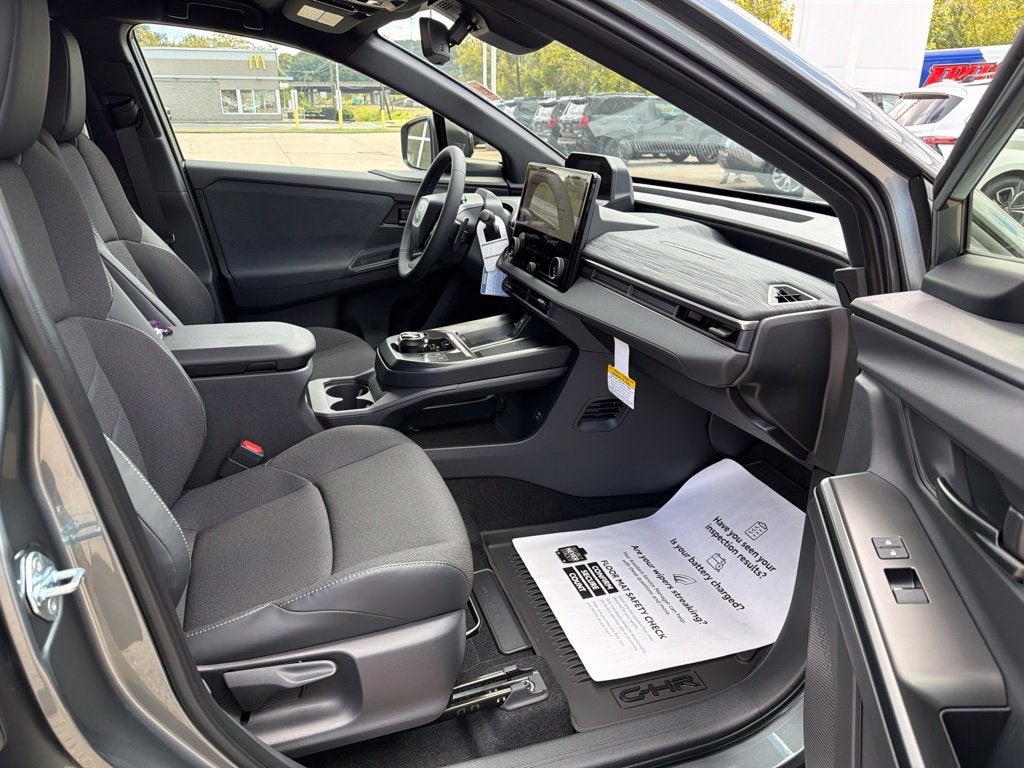 2026 Toyota C-HR SE
