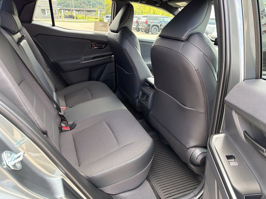 2026 Toyota C-HR SE