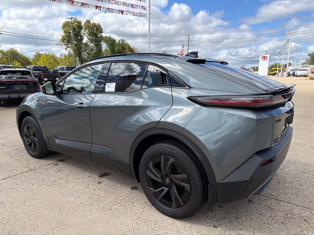 2026 Toyota C-HR SE