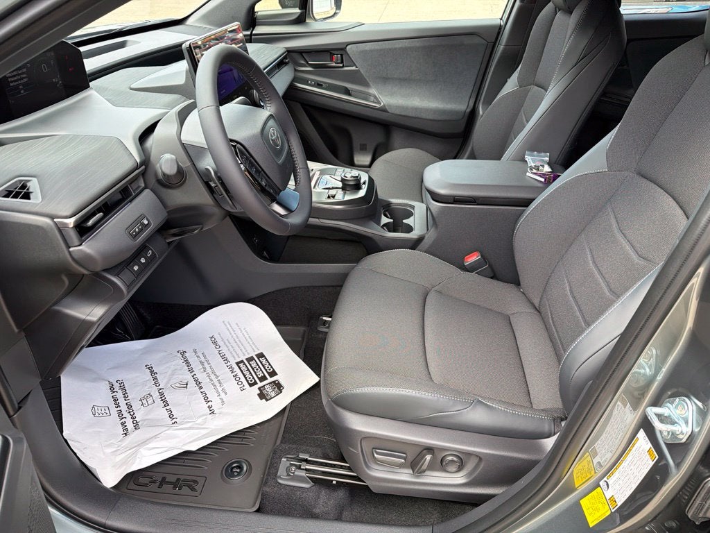 2026 Toyota C-HR SE